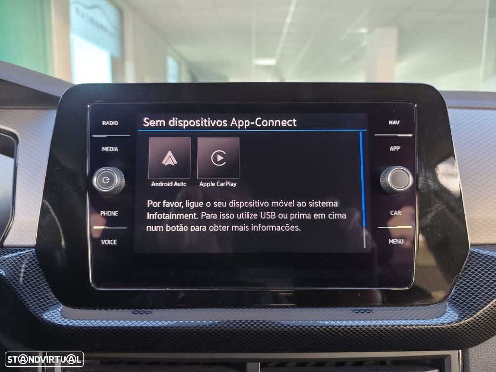 VW T-Cross 1.0 TSI Urban DSG - 6