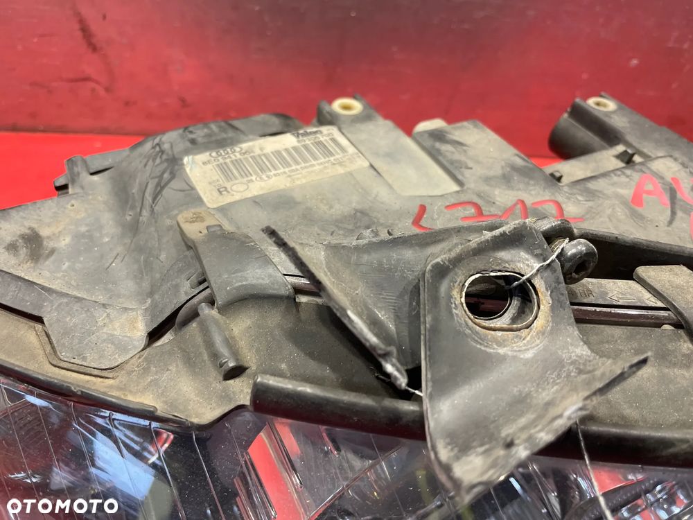 REFLEKTOR PRAWY PRZÓD AUDI A4 B6 8E0941004F - 3