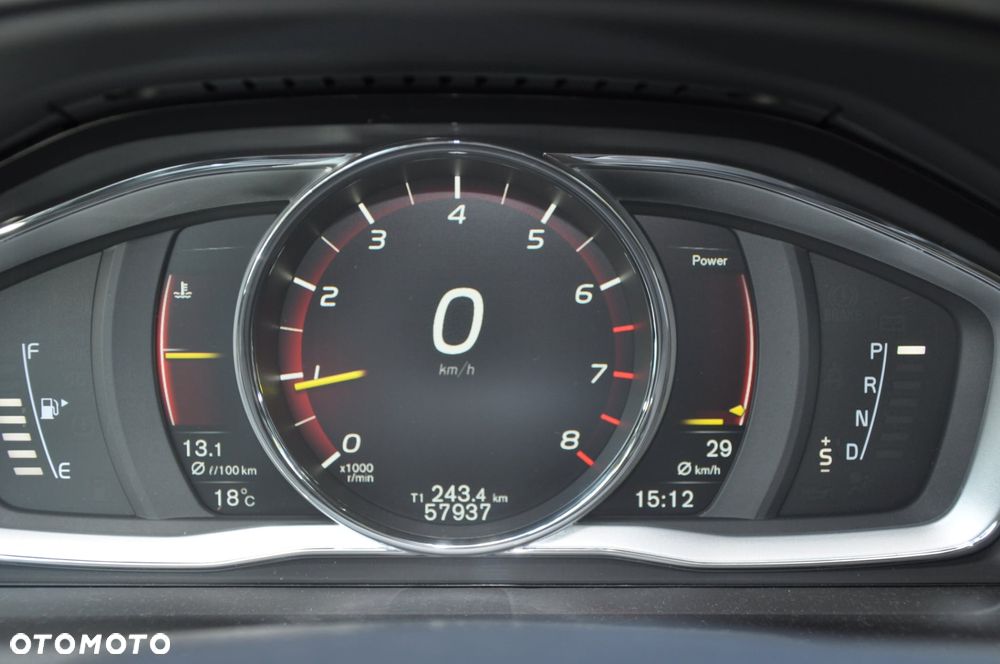Volvo XC 60 T5 AWD Drive-E Momentum - 13