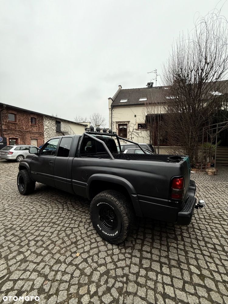 Dodge RAM - 5