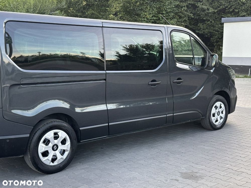 Renault Trafic - 26
