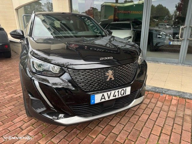 Peugeot 2008 1.2 PureTech Allure Pack EAT8 - 3