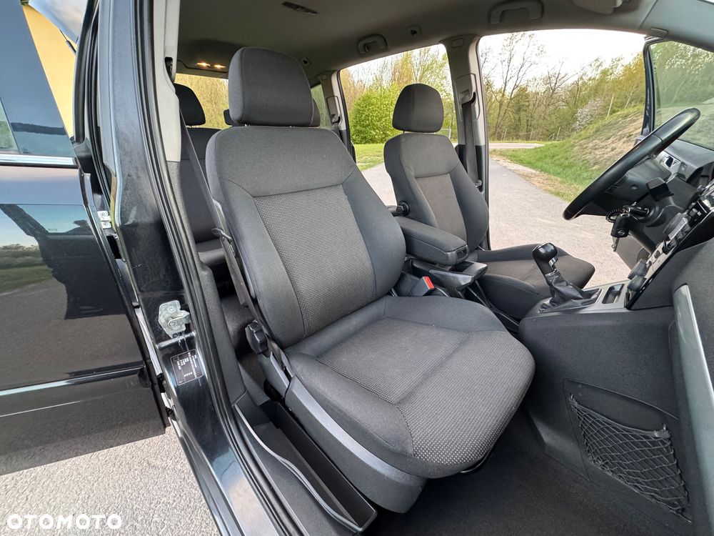 Opel Zafira 1.8 Family - 24