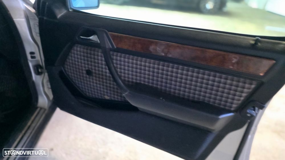 Mercedes-Benz W124 (1984-1997) - 17