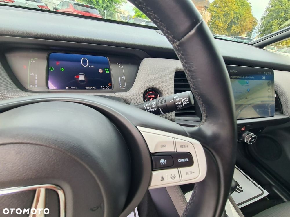 Honda Jazz 1.5 i-MMD Executive Crosstar - 18