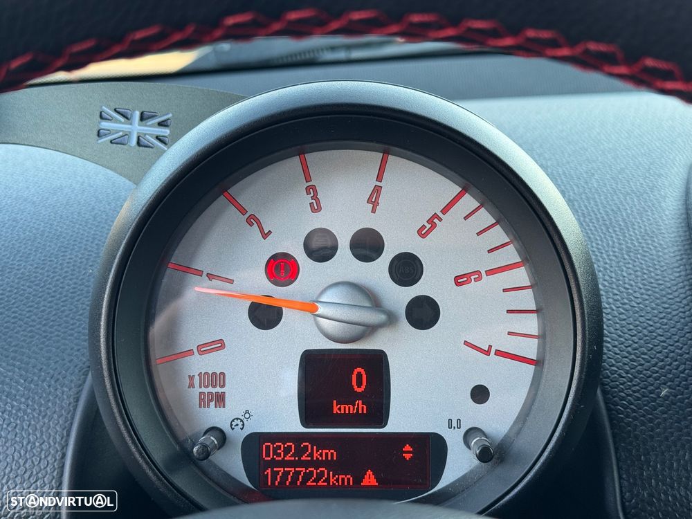 MINI Countryman Cooper D - 12