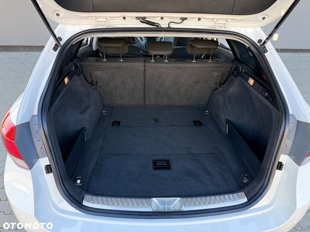 Hyundai i40 Kombi 1.6 Trend - 20