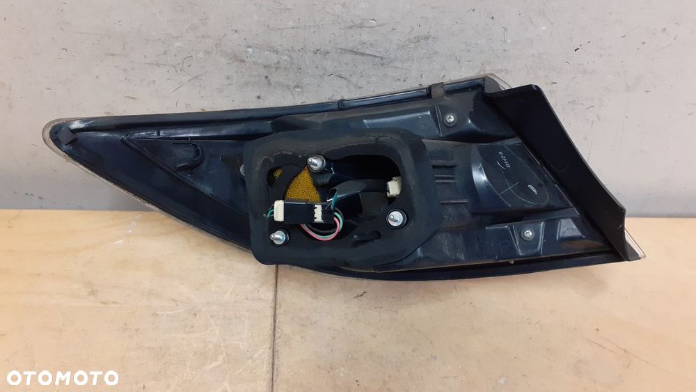 Mazda 6 GH 09-12 Lampa tyl tylna prawa srebrna - 2