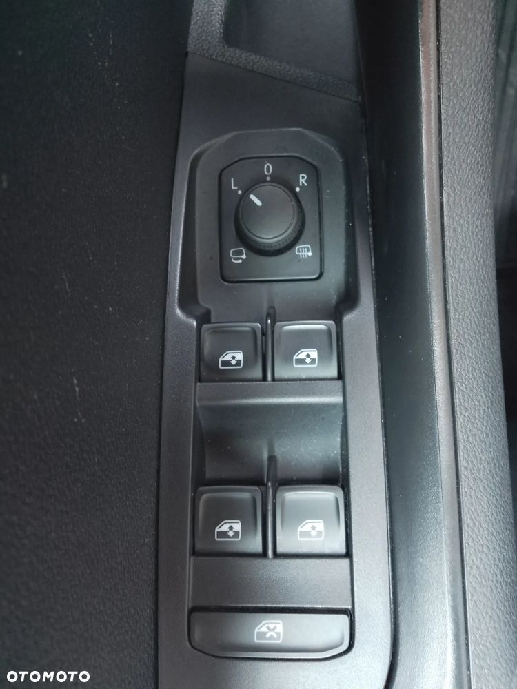 Skoda Karoq 1.5 TSI ACT Style DSG - 27