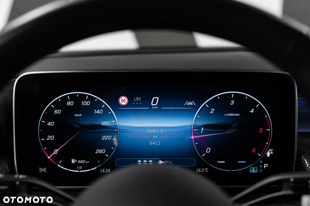 Mercedes-Benz GLC - 25