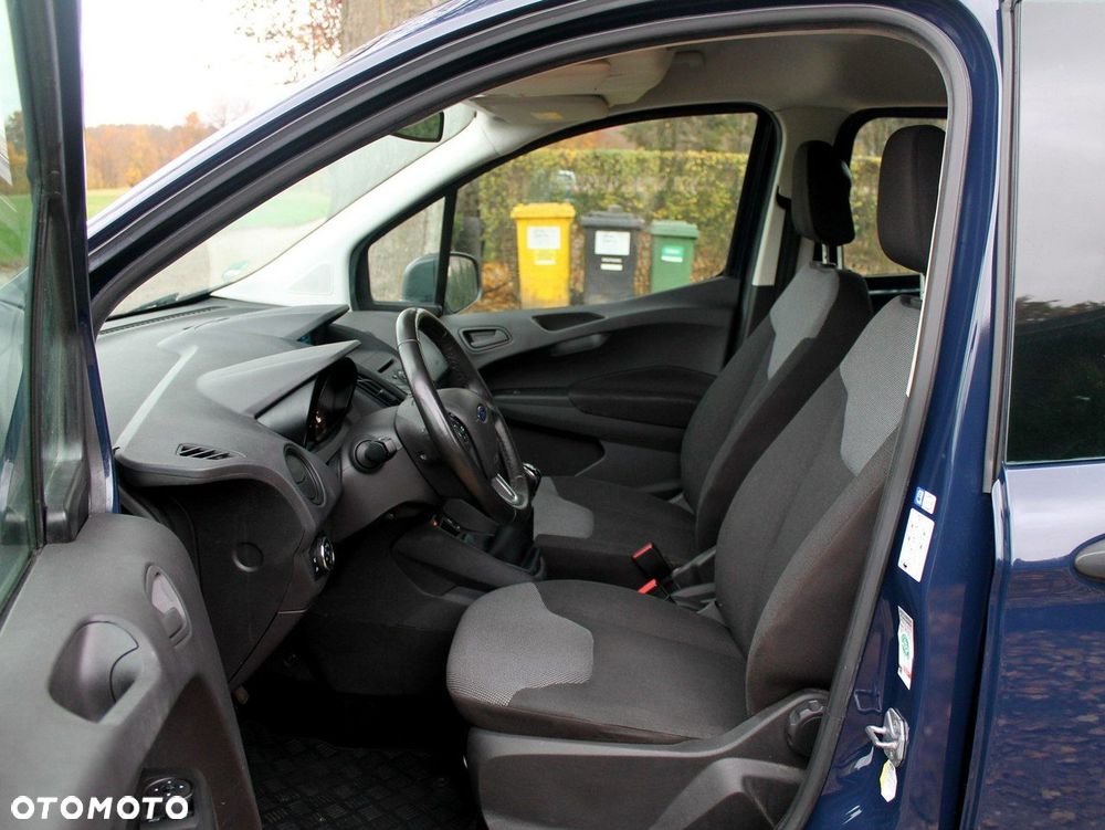 Ford Transit Courier - 6