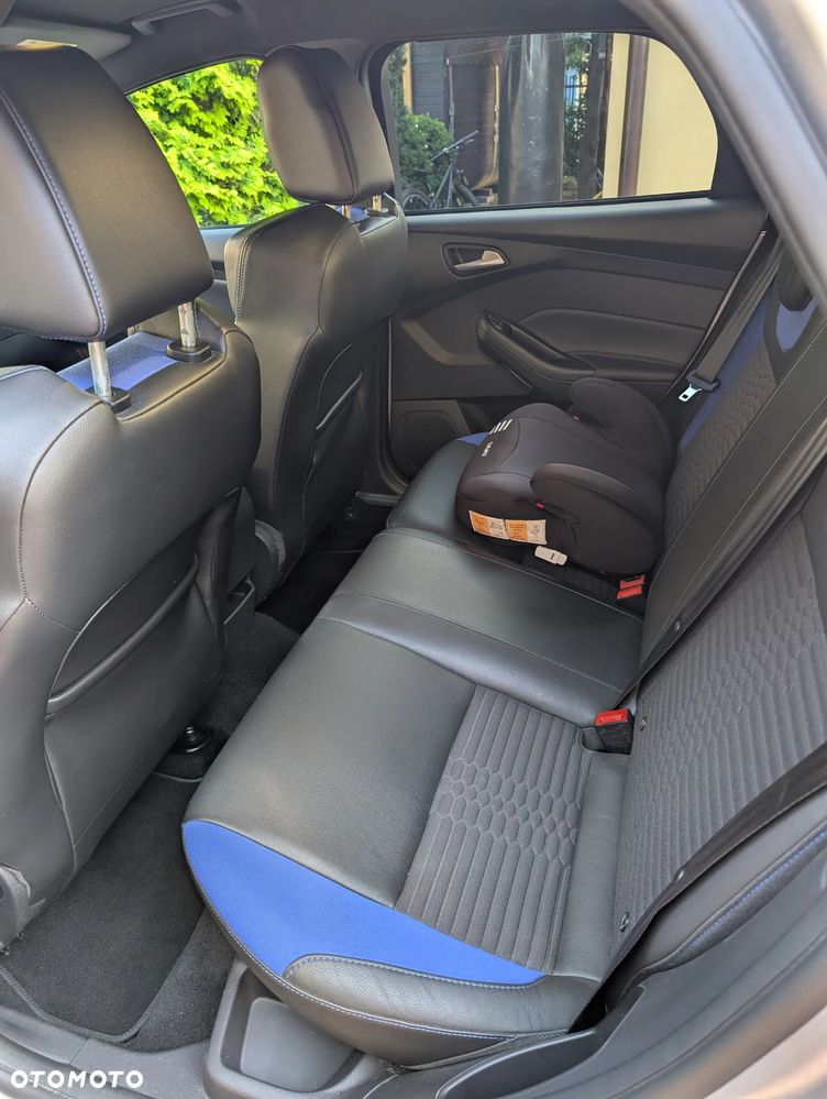 Ford Focus 2.0 EcoBoost ST - 16