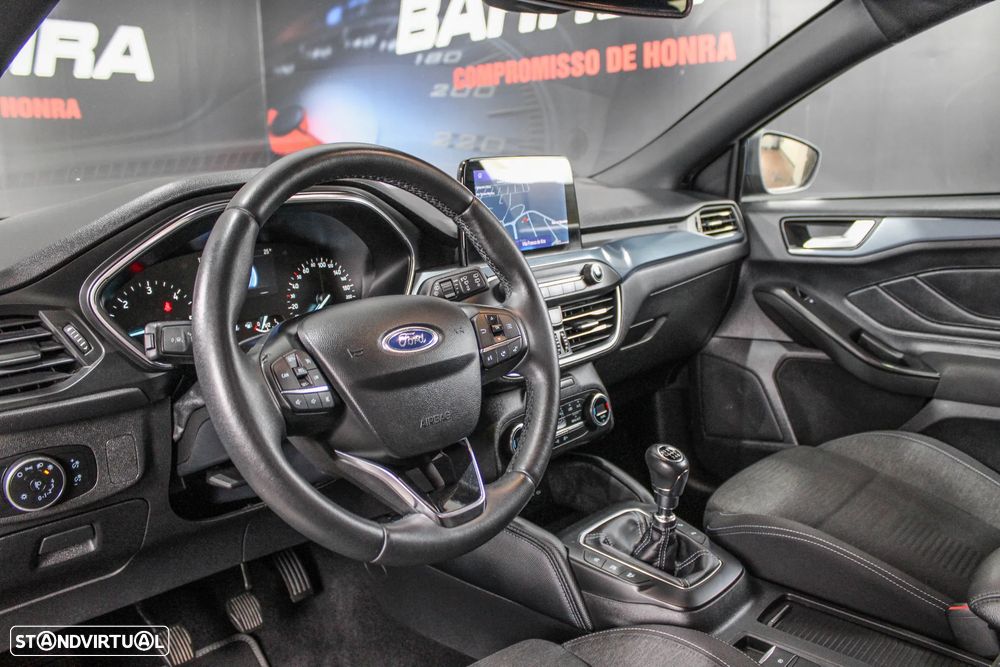 Ford Focus SW 1.5 TDCi EcoBlue Active - 22