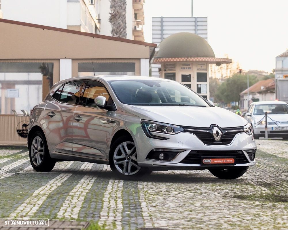 Renault Mégane 1.5 dCi Confort - 10