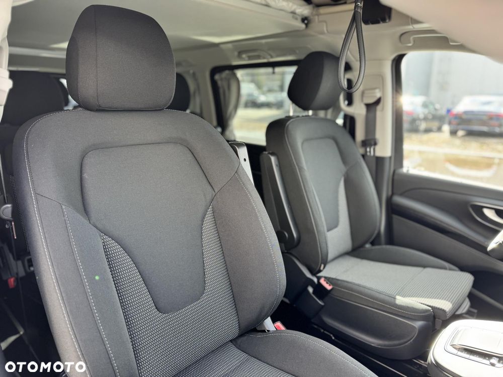 Mercedes-Benz Klasa V - 14