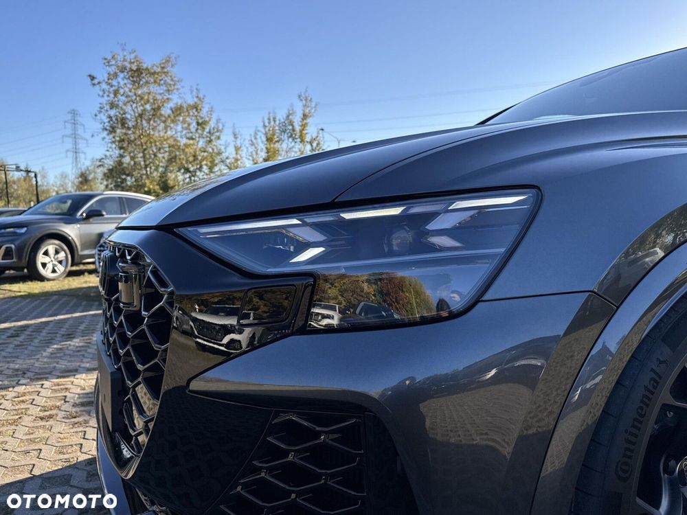 Audi RS Q8 - 30