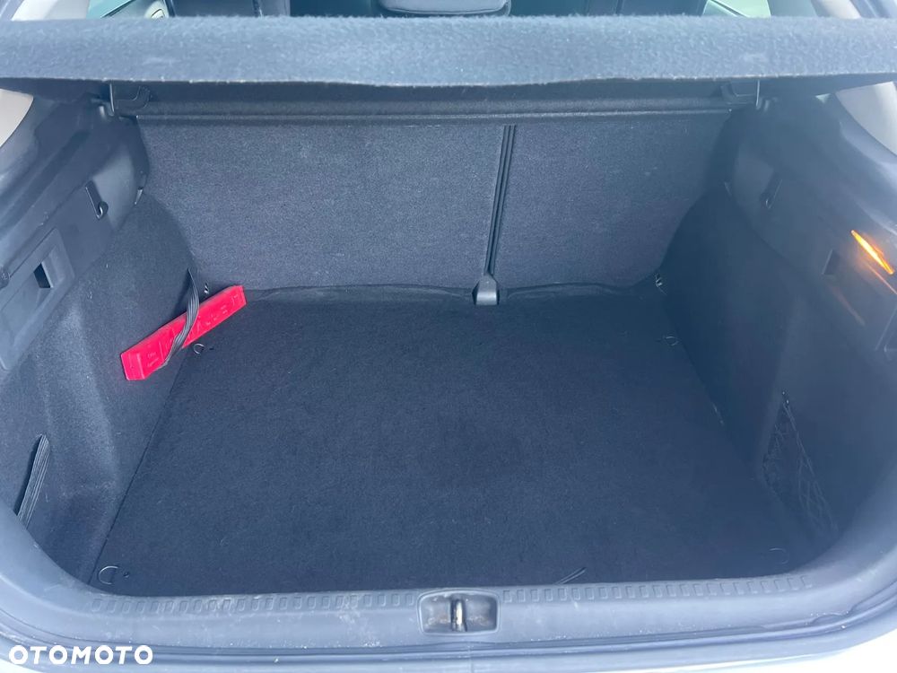 Citroën C4 1.6 HDi Seduction - 17