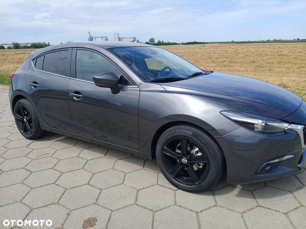 Mazda 3 - 8