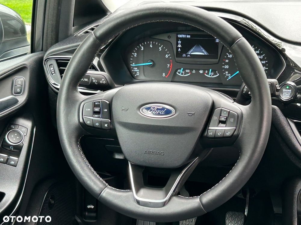 Ford Fiesta - 28