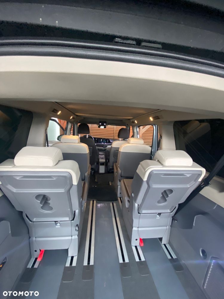 Volkswagen California - 11