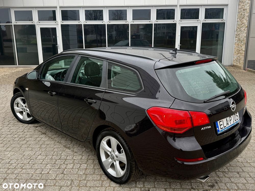 Opel Astra - 4