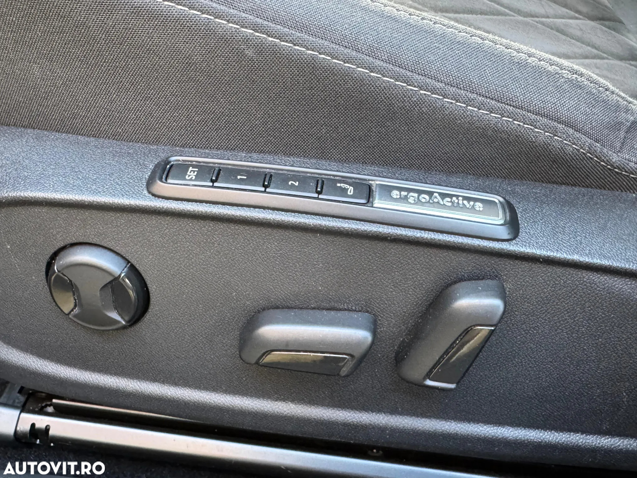 Volkswagen Golf - 19