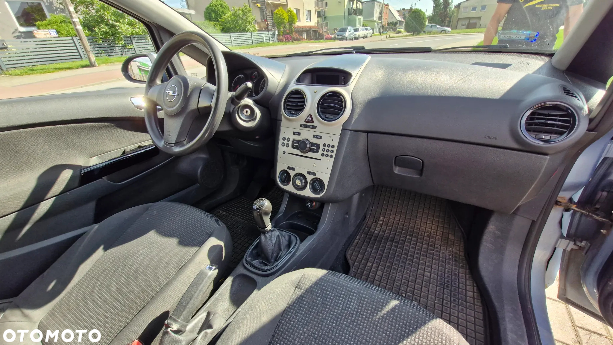 Opel Corsa 1.3 CDTI Enjoy - 4