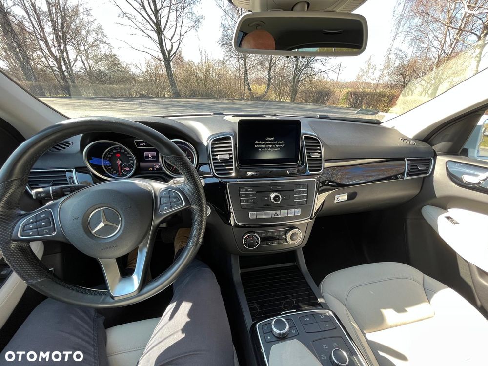 Mercedes-Benz GLE 250 d 4-Matic - 12