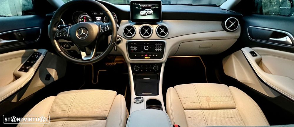 Mercedes-Benz GLA 220 d 7G-DCT Urban - 5