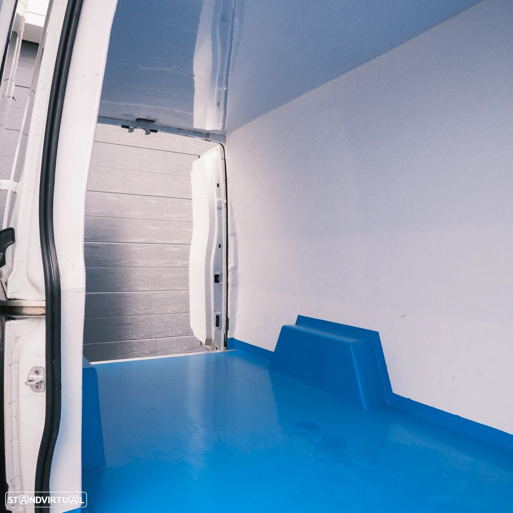 Iveco DAILY 2.3 35-120 FRIO/ISOTÉRMICA - 3