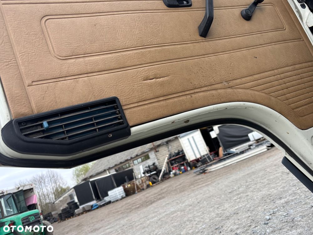 Volkswagen Transporter - 12