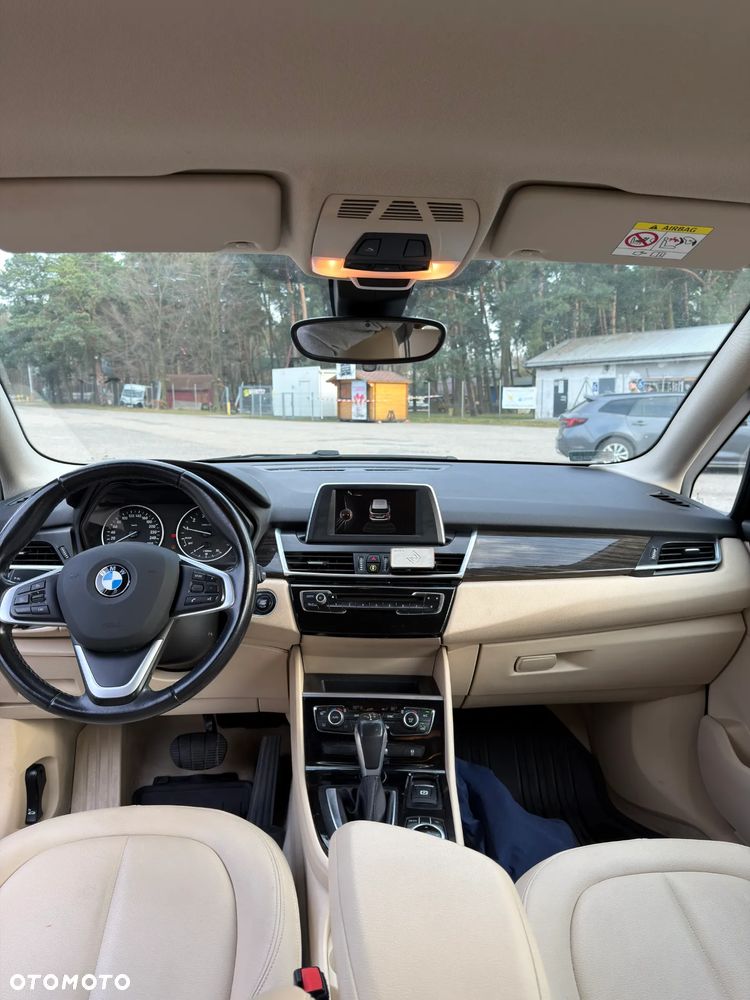 BMW Seria 2 218i - 17
