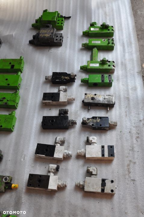 ZAMEK HYDRAULICZNY MERLO - 1