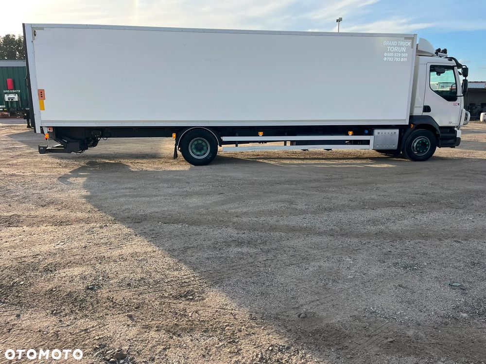 Volvo Wynajem solówka izoterma z windą 4500 ZŁ MIESIĄC - 8