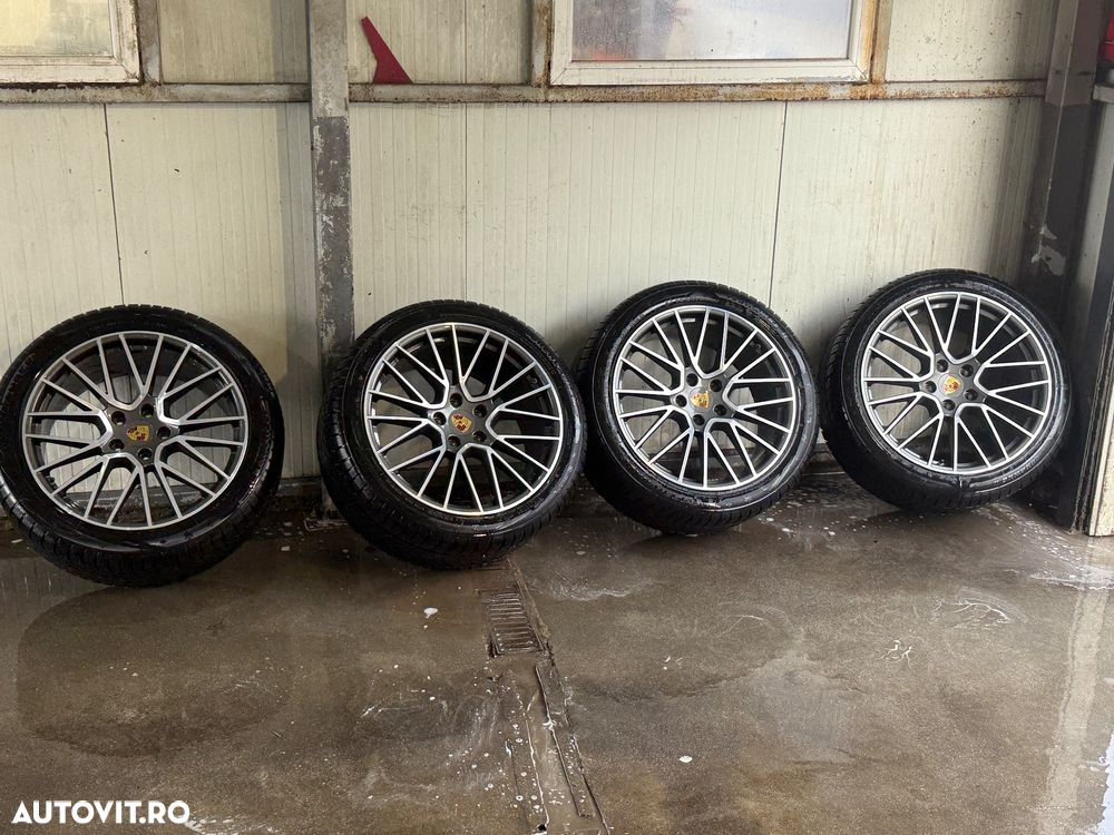 Porsche Cayenne - 28