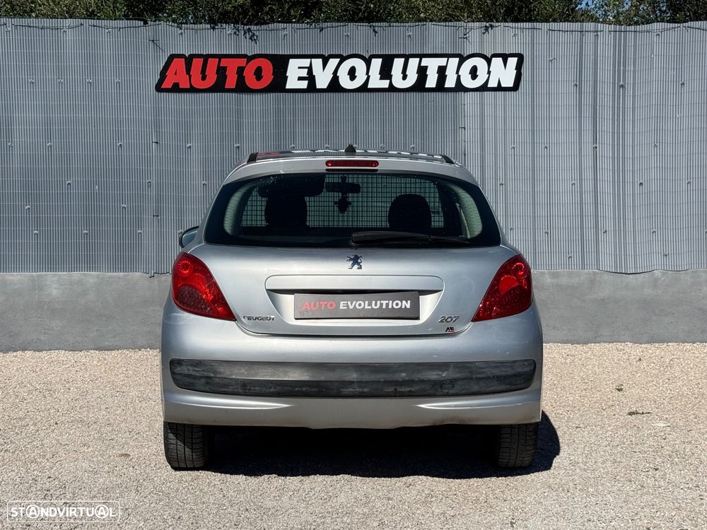 Peugeot 207 1.4 HDI Van - 13