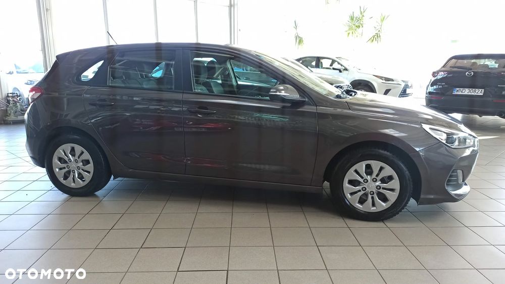 Hyundai i30 1.4 Comfort - 12