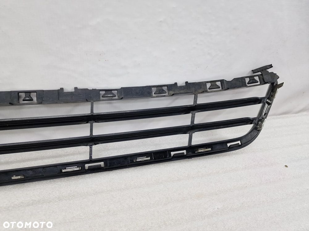 FORD MONDEO MK5 14- KRATKA ŚRODKOWA ZDERZAKA PRZEDNIEGO PRZÓD Z CHROMEM , NR DS73-178968-K , NR AUKCJI KR462 - 8