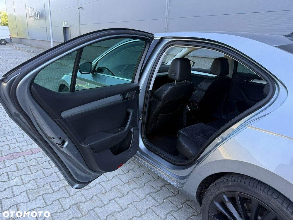 Skoda Superb 2.0 TSI Style DSG - 17