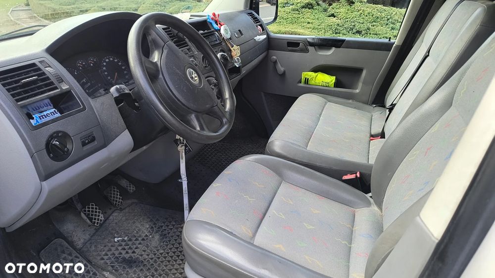 Volkswagen Transporter T5 - 8