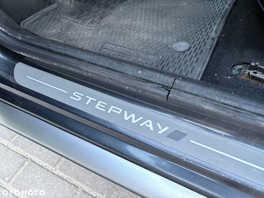 Dacia Sandero Stepway2 1.6 - 37