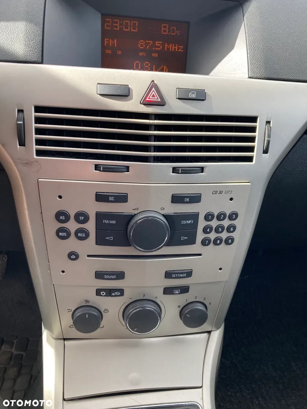 Opel Astra - 9