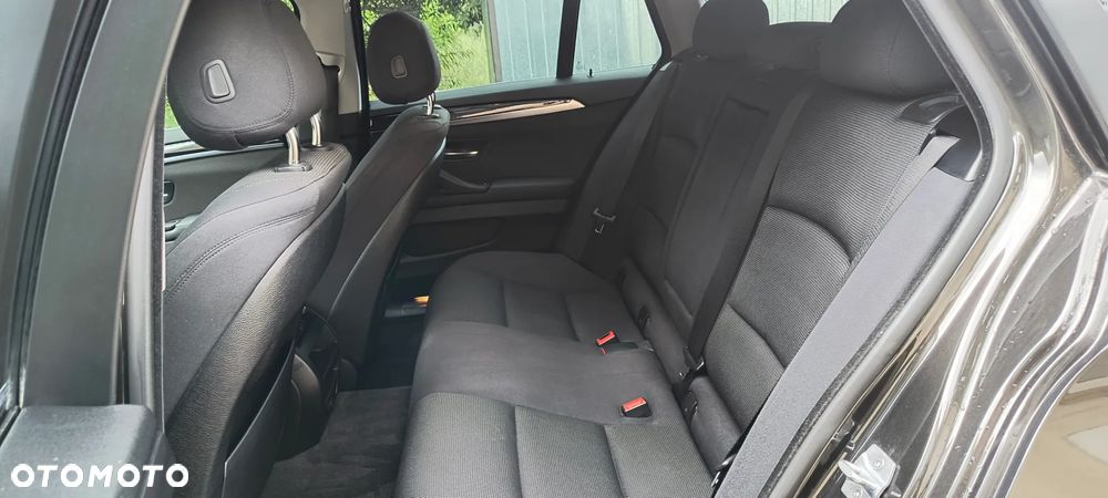 BMW Seria 5 - 24
