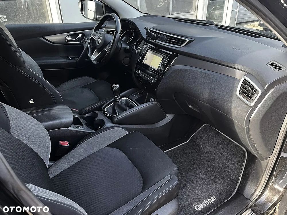 Nissan Qashqai 1.5 dCi N-CONNECTA - 9