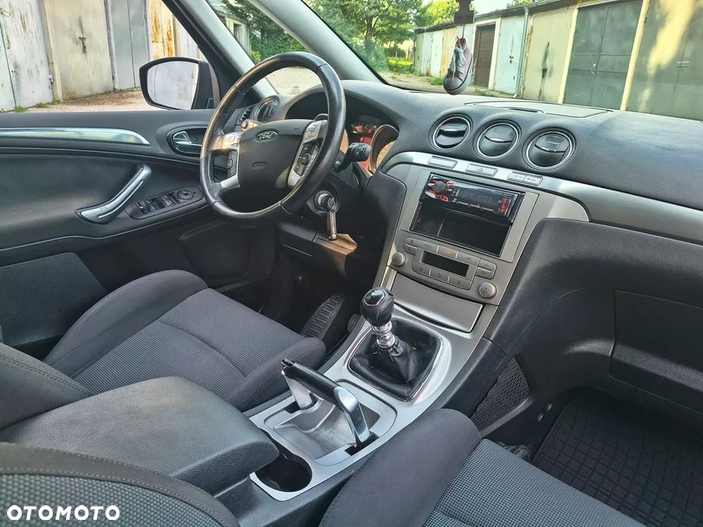 Ford S-Max 2.0 TDCi DPF Ambiente - 20