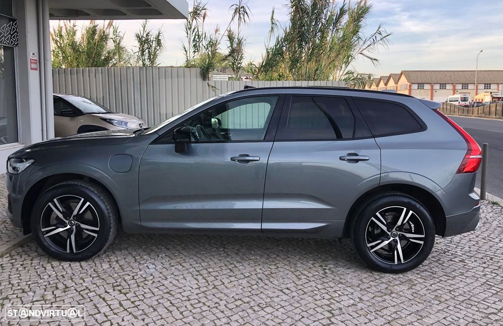 Volvo XC 60 2.0 T6 PHEV R-Design AWD - 12
