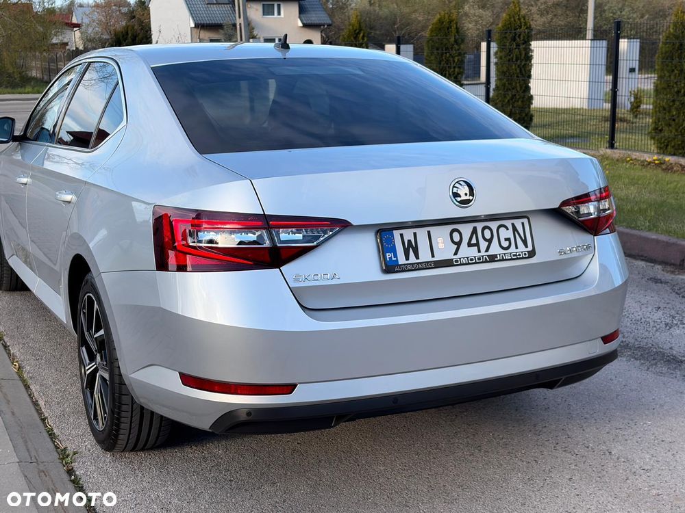 Skoda Superb 2.0 TDI Style DSG7 - 8