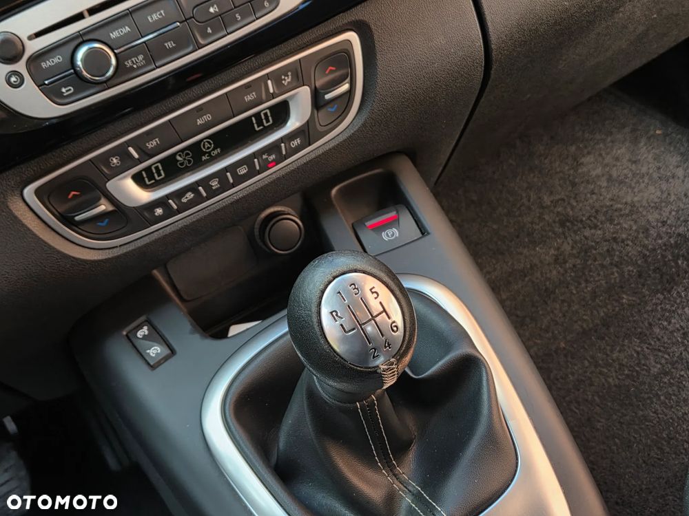 Renault Scenic TCe 130 Bose Edition - 32