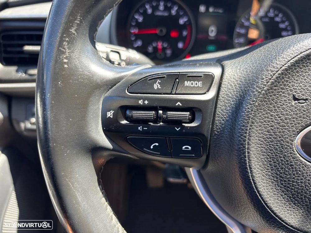 Kia Stonic - 15