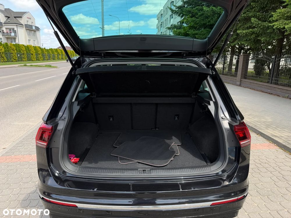 Volkswagen Tiguan 2.0 TDI SCR DSG R-Line - 17